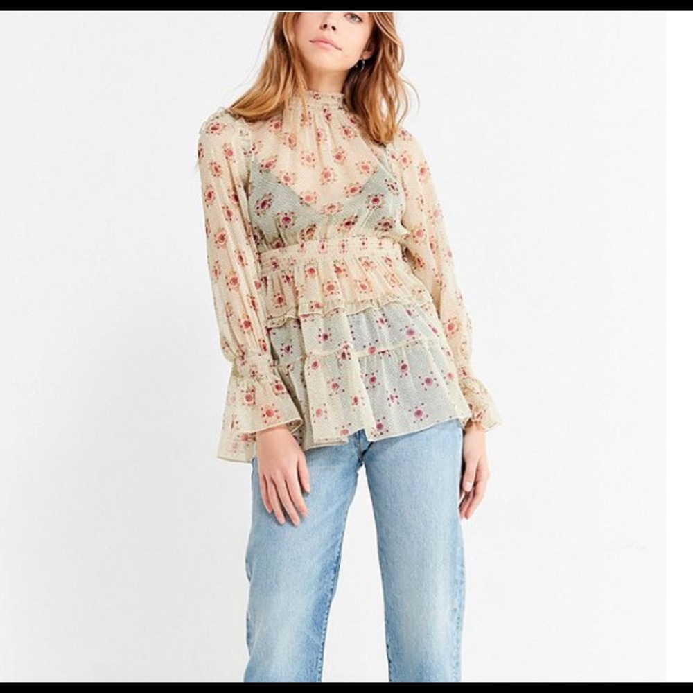 UO RUFFLE TOP